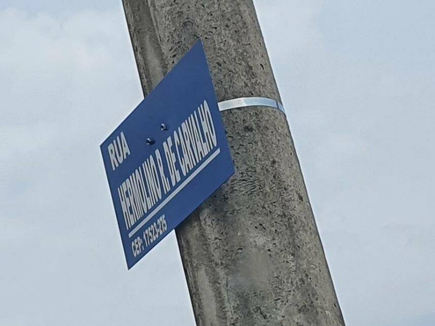 Casa à venda em leilão, localizado em Marília - SP