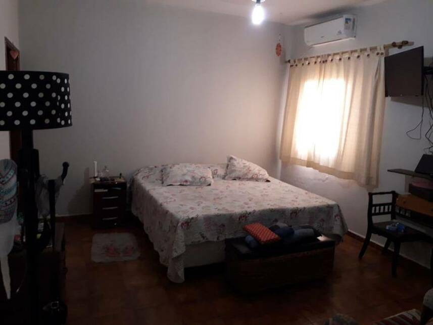 Casa à venda em leilão, localizado em Fernandópolis - SP