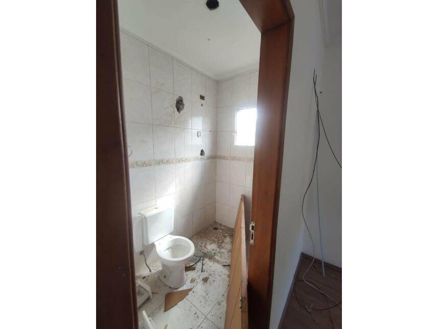 Casa à venda em leilão, localizado em São Paulo - SP