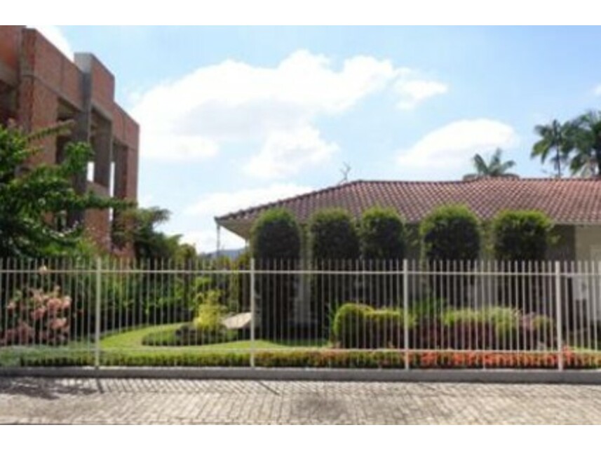 Imagem 2 do Leilão de Residencial / Comercial - América - Joinville/SC