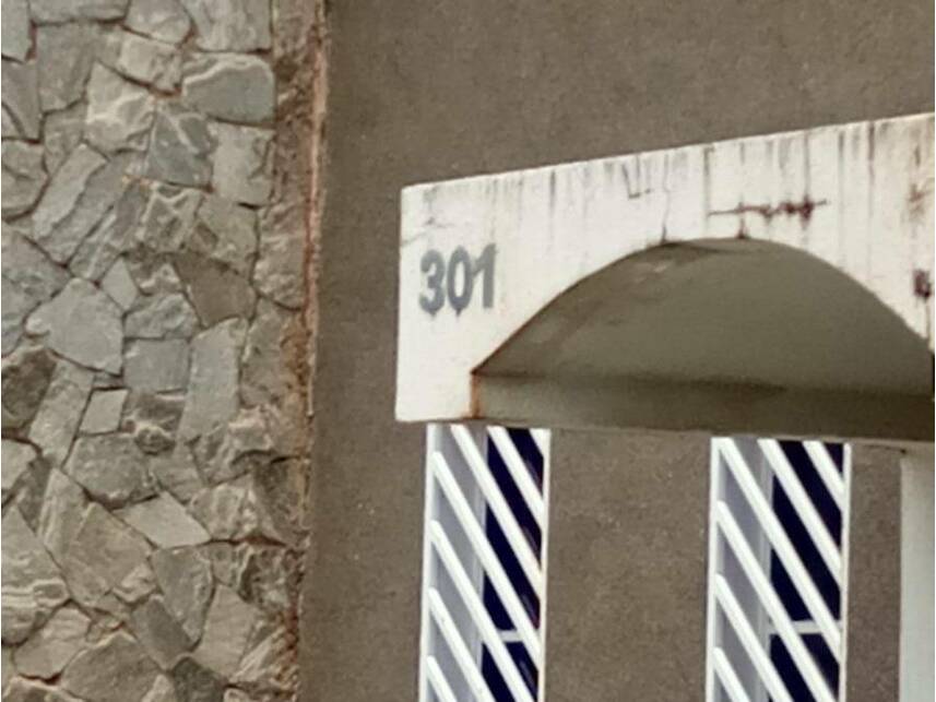 Casa à venda em leilão, localizado em Fernandópolis - SP