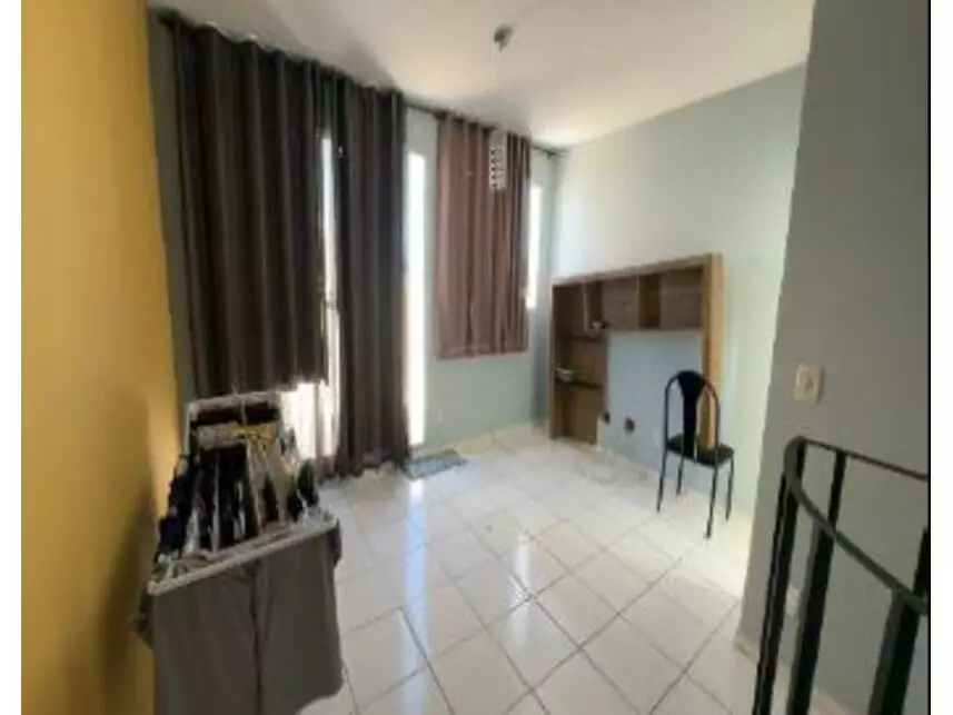 Apartamento à venda em leilão - leilão extrajudicial - Campos dos Goytacazes RJ - lance mínimo R$ 141.000