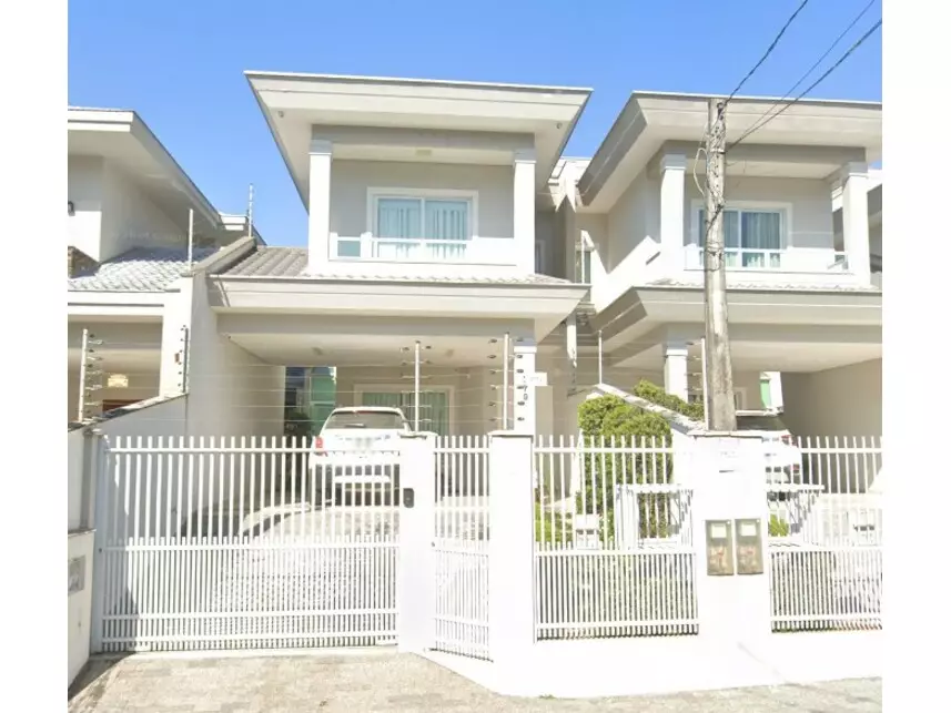 Casa à venda em leilão - leilão extrajudicial - Joinville SC - lance mínimo R$ 760.378