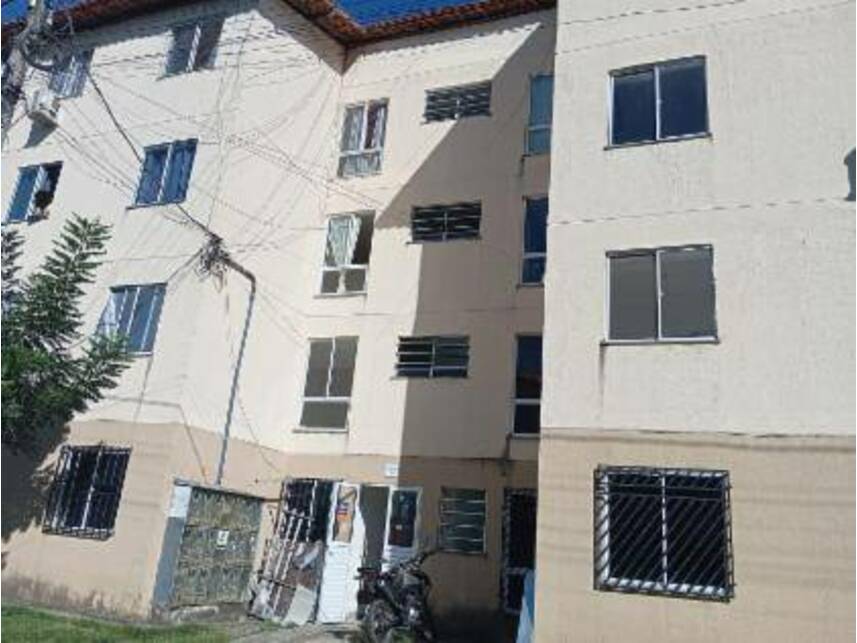 Apartamento à venda em leilão, localizado em Itabuna - BA