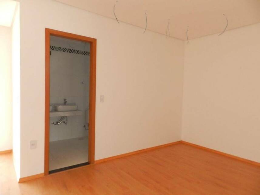 Imagem 11 do Leilão de Casa - Hípica - Porto Alegre/RS