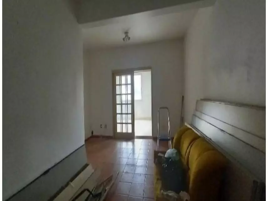 Apartamento à venda em leilão - leilão extrajudicial - Porto Alegre RS - lance mínimo R$ 130.000