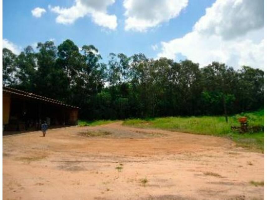 Imagem 15 do Leilão de Galpão Industrial - Trevo Rodoviário - Santo Anastácio/SP