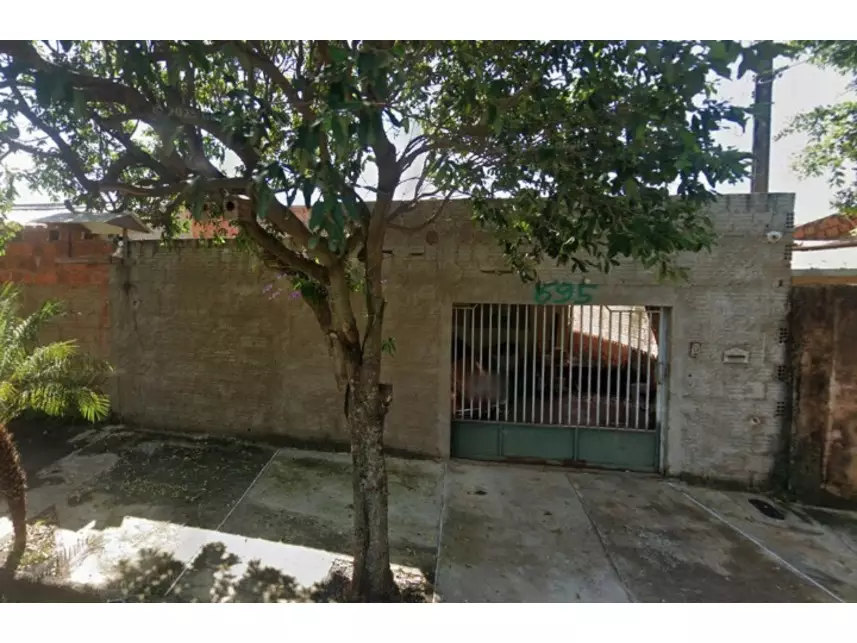 Terreno c/benfeitorias à venda em leilão - leilão judicial - Araçatuba SP - lance mínimo R$ 103.768