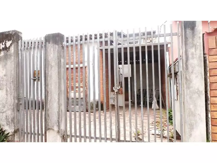 Casa à venda em leilão - leilão judicial - Taubaté SP - lance mínimo R$ 203.337