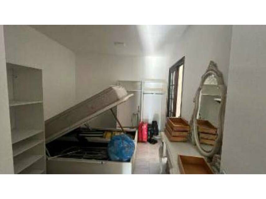 Apartamento à venda em leilão, localizado em Porto Alegre - RS