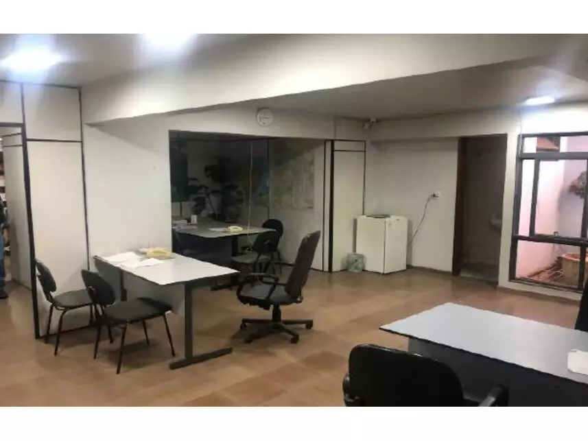 Sala Comercial à venda em leilão - leilão extrajudicial - Brasília DF - lance mínimo R$ 198.000