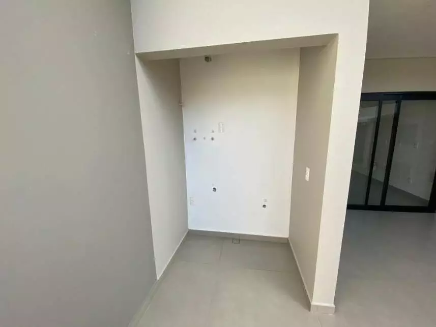 Casa à venda em leilão - leilão extrajudicial - Joinville SC - lance mínimo R$ 526.400