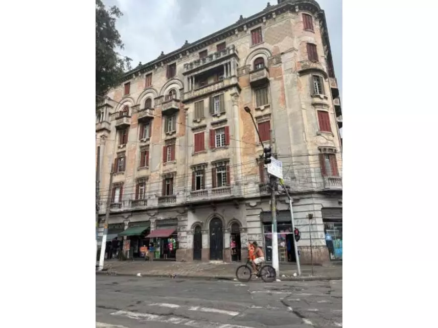 Apartamento à venda em leilão - leilão judicial - São Paulo SP - lance mínimo R$ 169.687