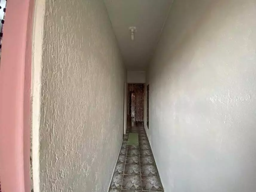 Casa à venda em leilão - leilão extrajudicial - Laranjal Paulista SP - lance mínimo R$ 105.700