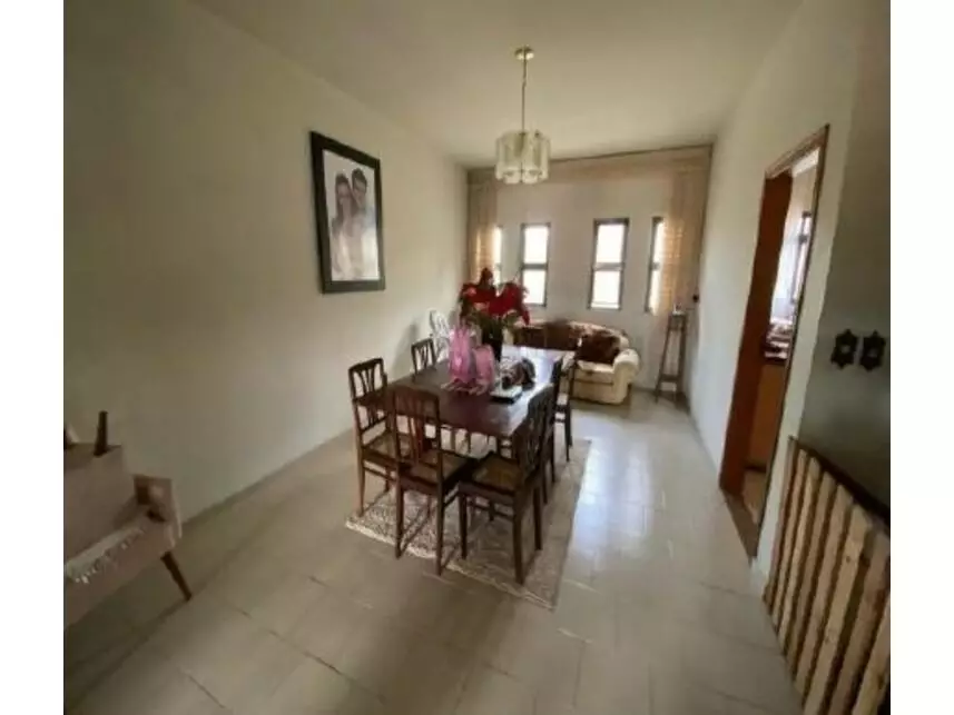 Casa à venda em leilão - leilão extrajudicial - Itápolis SP - lance mínimo R$ 440.000