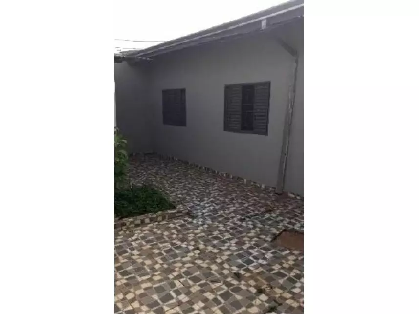 Casa à venda em leilão - leilão extrajudicial - Araras SP - lance mínimo R$ 330.000