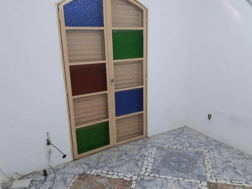 Casa à venda em leilão, localizado em Hortolândia - SP