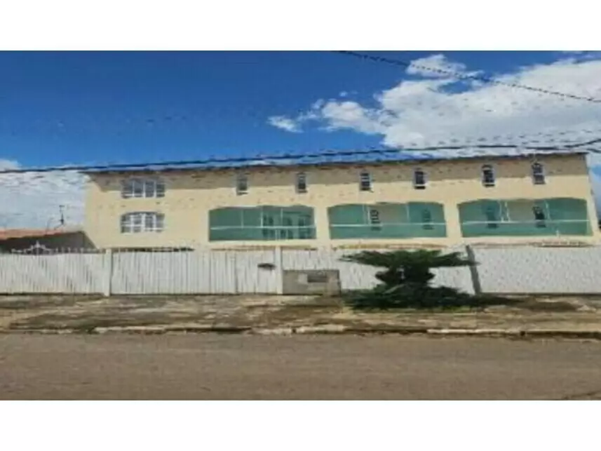 Casa à venda em leilão - leilão extrajudicial - Brasília DF - lance mínimo R$ 343.035