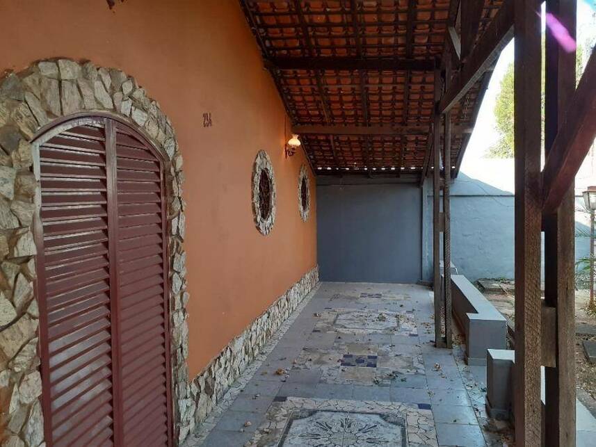 Casa à venda em leilão, localizado em Hortolândia - SP