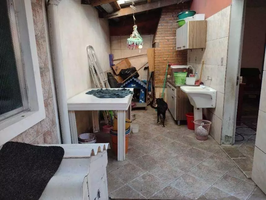 Casa à venda em leilão - leilão extrajudicial - Pelotas RS - lance mínimo R$ 178.242