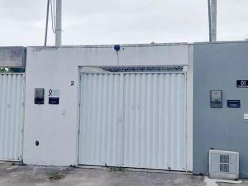 Casa à venda em leilão - leilão extrajudicial - Rio de Janeiro RJ - lance mínimo R$ 116.844