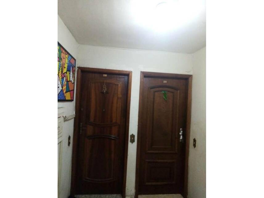 Apartamento à venda em leilão, localizado em Rio De Janeiro - RJ
