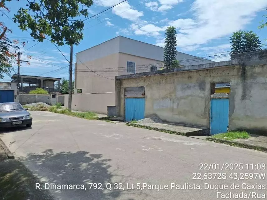 Casa à venda em leilão - leilão extrajudicial - Duque De Caxias RJ - lance mínimo R$ 84.000