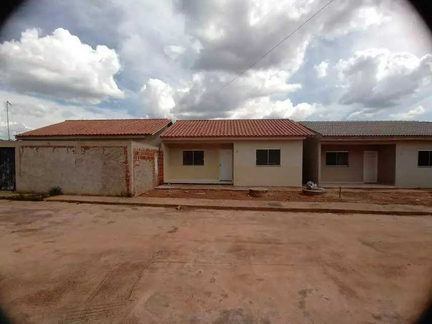 Casa à venda em leilão - leilão extrajudicial - Águas Lindas De Goiás GO - lance mínimo R$ 39.480
