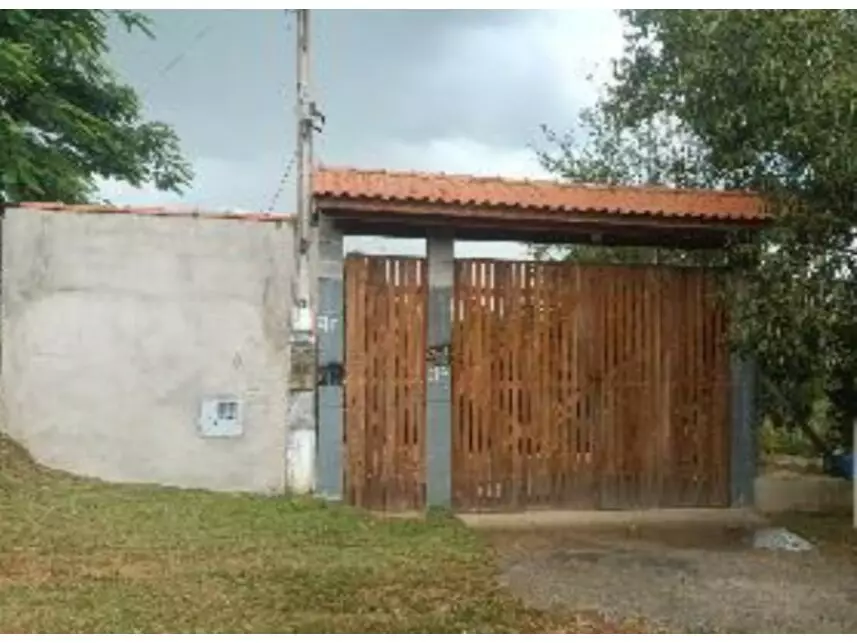 Casa à venda em leilão - leilão extrajudicial - Salto de Pirapora SP - lance mínimo R$ 154.148