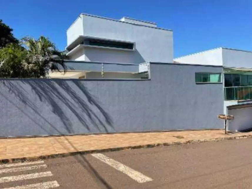 Casa à venda em leilão - leilão extrajudicial - Formosa Do Oeste PR - lance mínimo R$ 406.000