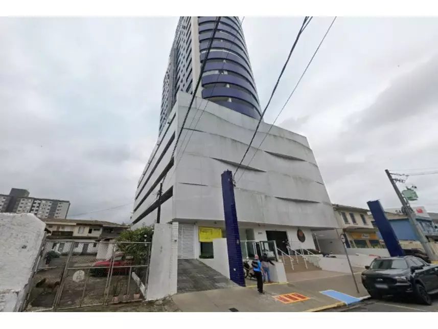 Sala Comercial à venda em leilão - leilão judicial - Santos SP - lance mínimo R$ 210.059