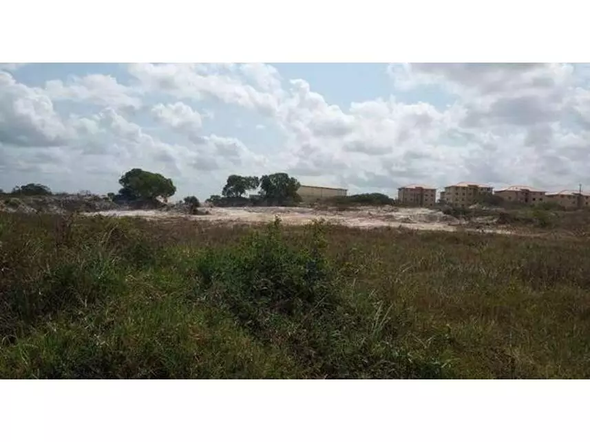 Terreno à venda em leilão - leilão extrajudicial - Camaçari BA - lance mínimo R$ 1.559.999