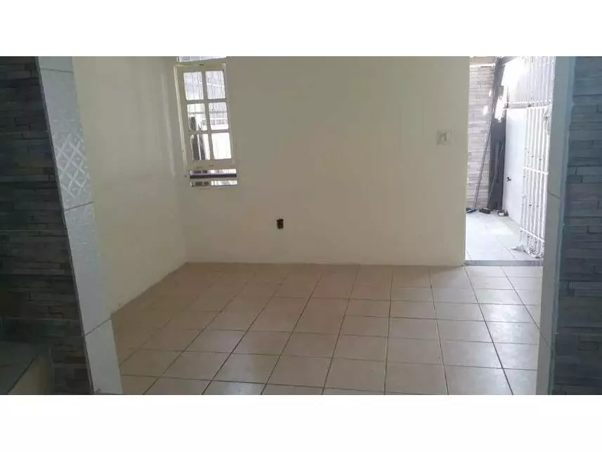 Casa à venda em leilão - leilão extrajudicial - Campina Grande PB - lance mínimo R$ 108.360