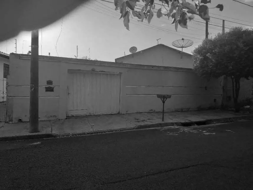 Casa à venda em leilão - leilão extrajudicial - Matão SP - lance mínimo R$ 104.739