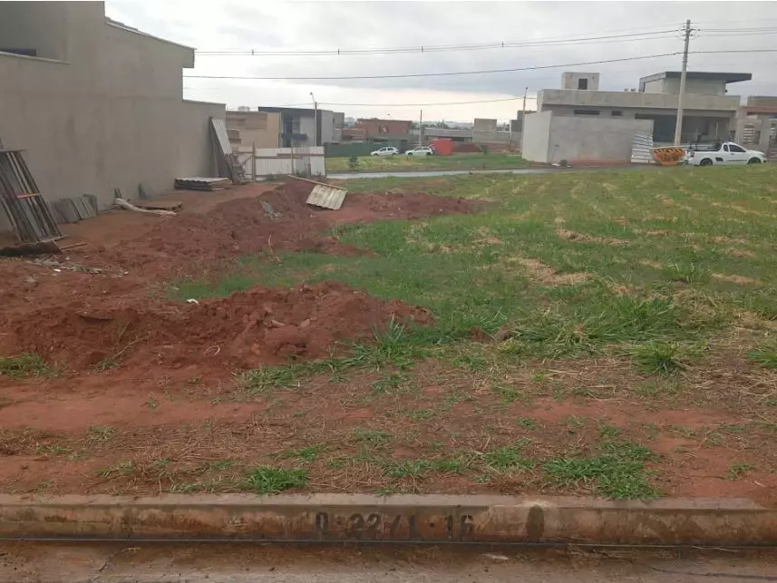 Terreno à venda em leilão - leilão extrajudicial - São José do Rio Preto SP - lance mínimo R$ 172.357