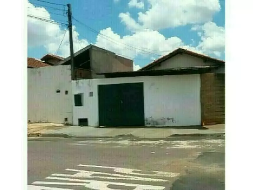 Casa à venda em leilão - leilão extrajudicial - Ribeirão Preto SP - lance mínimo R$ 122.133