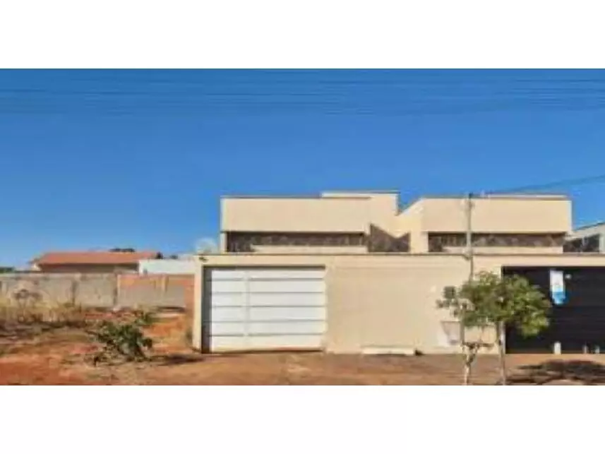 Casa à venda em leilão - leilão extrajudicial - Goiânia GO - lance mínimo R$ 112.000