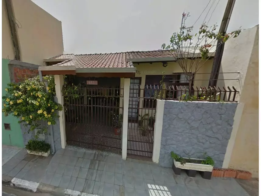 Casa à venda em leilão - leilão judicial - Capão Bonito SP - lance mínimo R$ 165.498