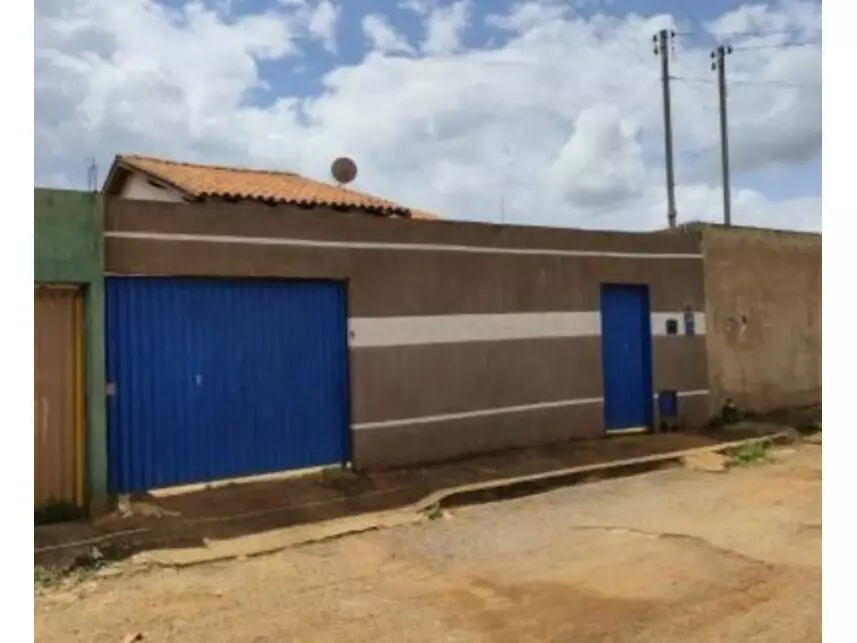 Casa à venda em leilão - leilão extrajudicial - Padre Bernardo GO - lance mínimo R$ 49.425