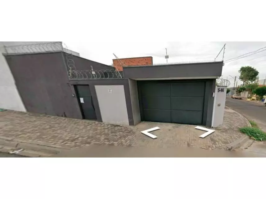 Casa à venda em leilão - leilão extrajudicial - Bauru SP - lance mínimo R$ 220.149