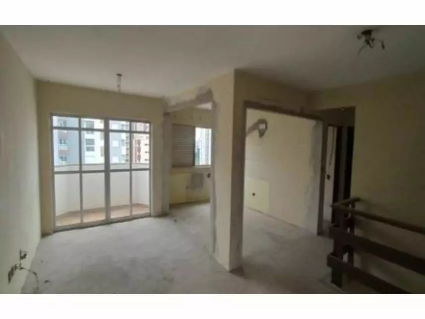 Apartamento Duplex à venda em leilão - leilão extrajudicial - Maringá PR - lance mínimo R$ 737.000