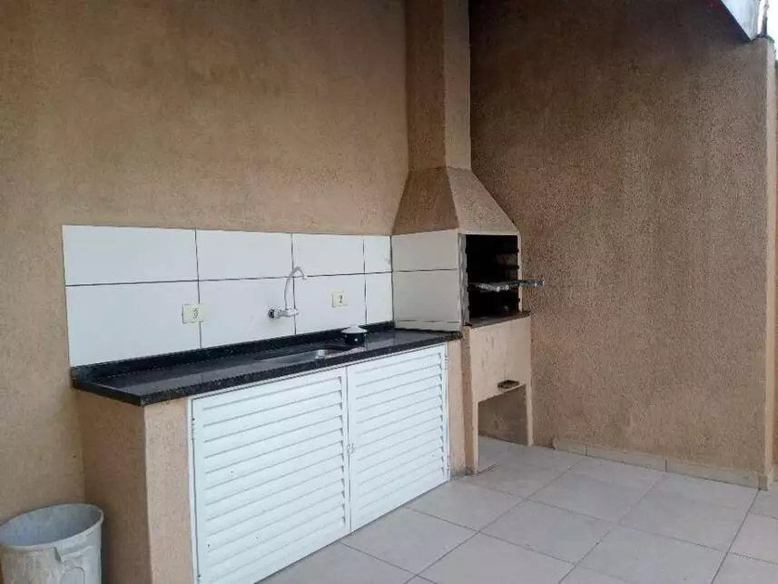 Casa à venda em leilão - leilão extrajudicial - Peruíbe SP - lance mínimo R$ 439.040