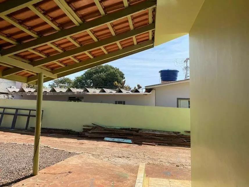 Casa à venda em leilão - leilão extrajudicial - Assis Chateaubriand PR - lance mínimo R$ 425.000