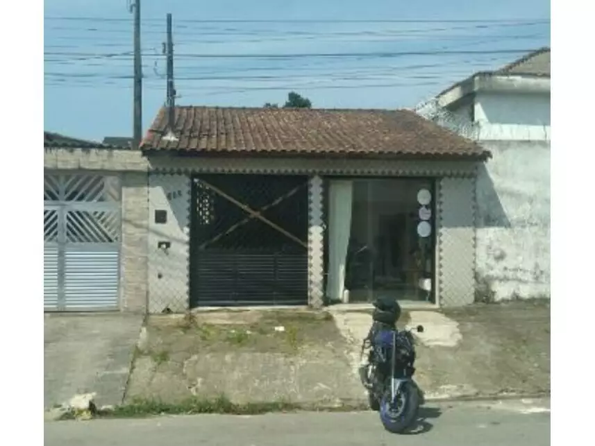 Casa à venda em leilão - leilão extrajudicial - São Vicente SP - lance mínimo R$ 186.525