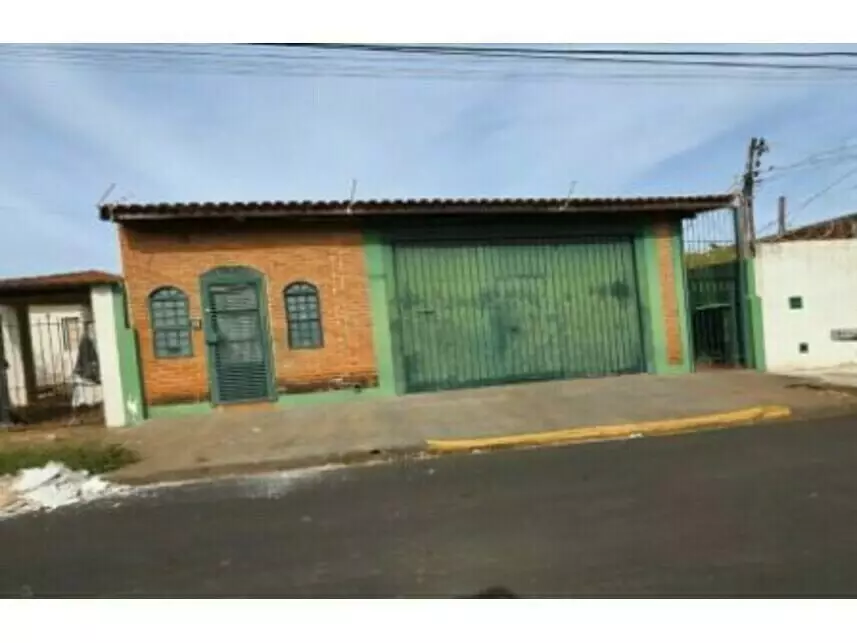 Casa à venda em leilão - leilão extrajudicial - Ribeirão Preto SP - lance mínimo R$ 208.950