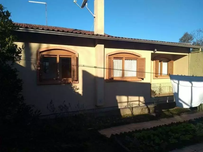 Casa à venda em leilão - leilão extrajudicial - Caxias do Sul RS - lance mínimo R$ 597.600