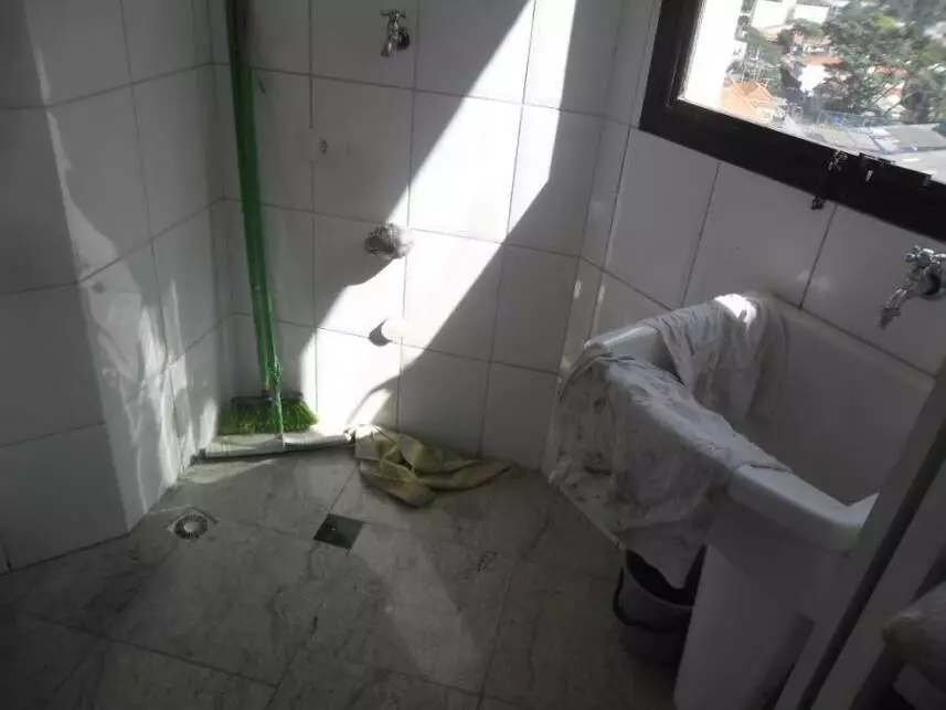 Apartamento à venda em leilão - leilão extrajudicial - São Paulo SP - lance mínimo R$ 1.036.800