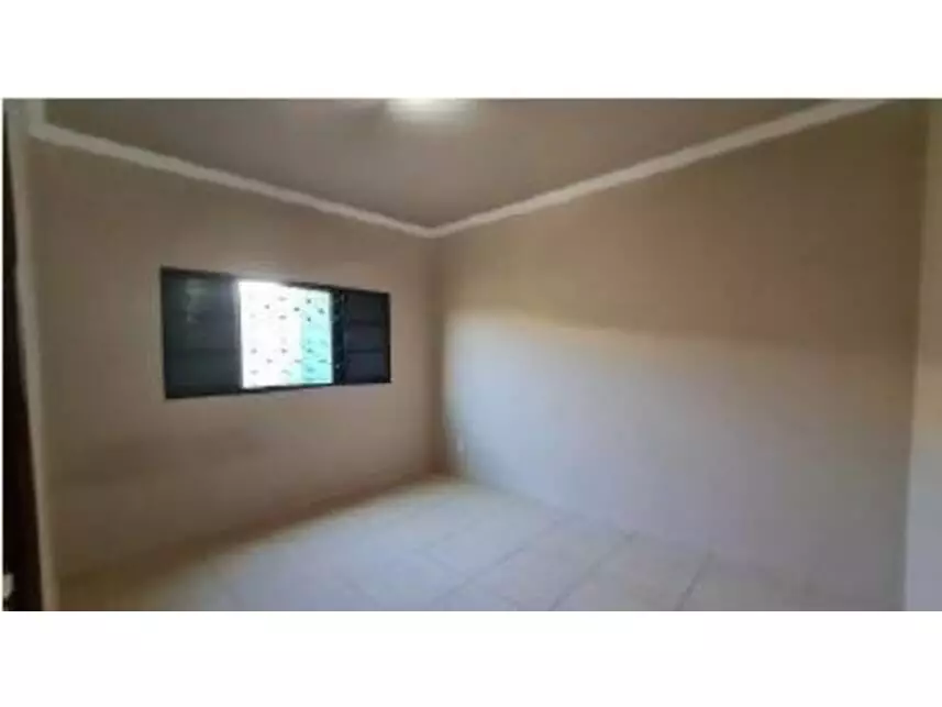 Casa à venda em leilão - leilão extrajudicial - Colina SP - lance mínimo R$ 346.104