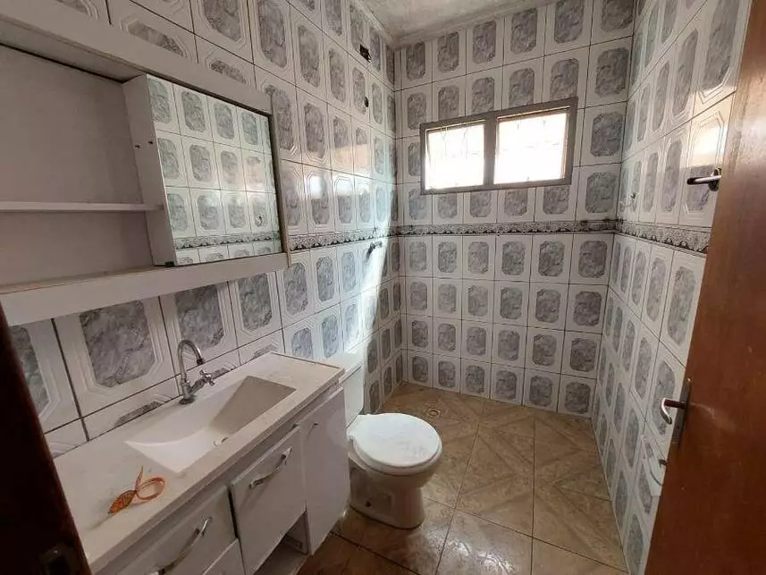 Casa à venda em leilão - leilão extrajudicial - Bragança Paulista SP - lance mínimo R$ 154.700