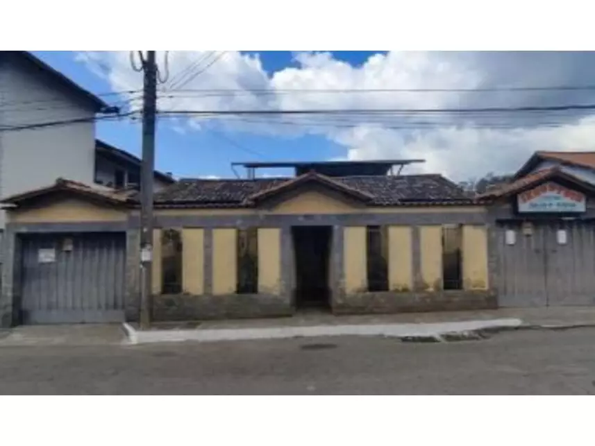 Casa à venda em leilão - leilão extrajudicial - João Monlevade MG - lance mínimo R$ 203.000